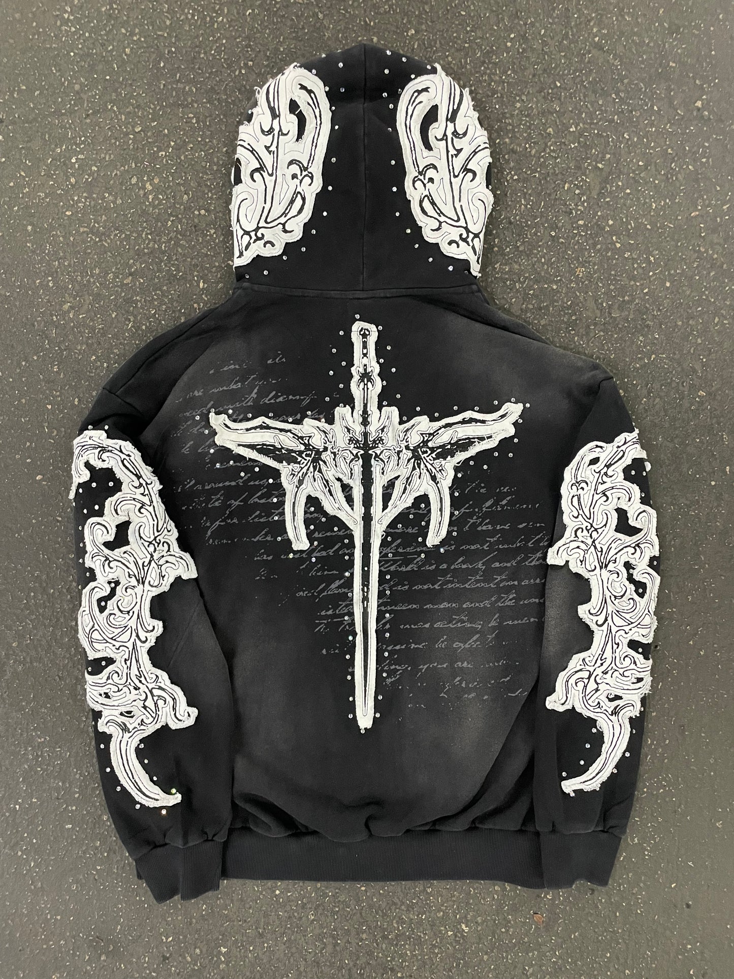 V2 "HONOR" DISTRESSED ZIP UP